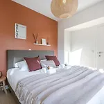 Beautiful And Charming Apartment Nearby Beach